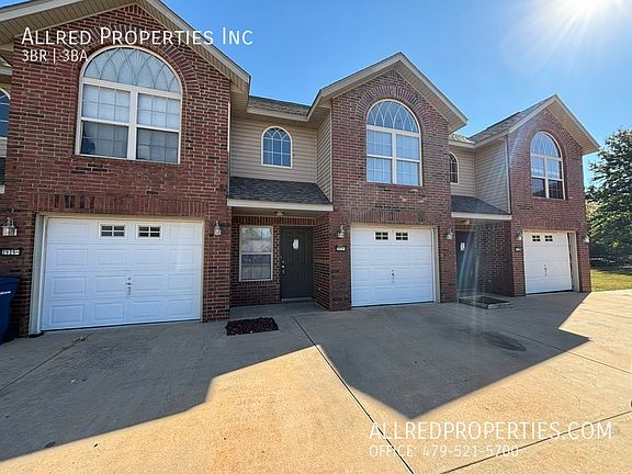 2nd image of 2929 Meridian Pl #B