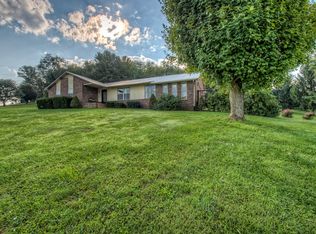 135 Strawberry Lane, Castlewood, VA 24224