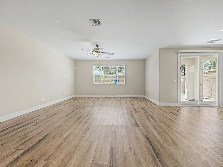 3777 Toscanella Ave — Photo 6
