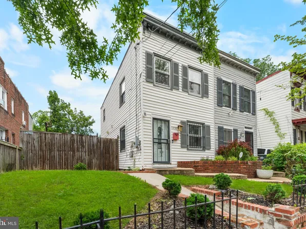 1420 V St SE, Washington, DC 20020