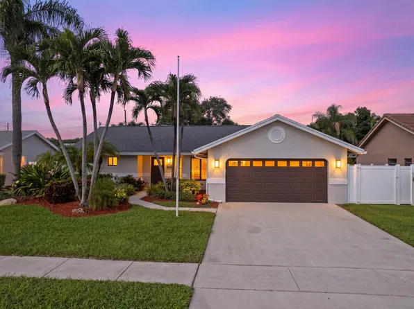 7969 W COUNTRY CLUB Boulevard, Boca Raton, FL 33487