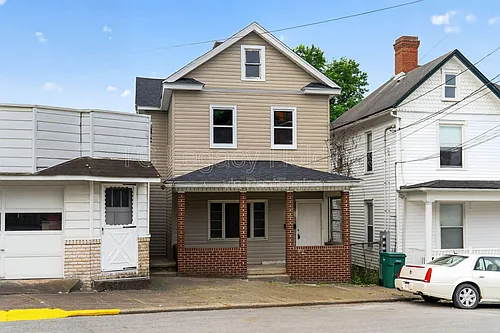 321 Clark St Photo 1