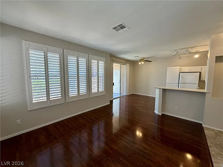251 S Green Valley #4011 — Photo 8
