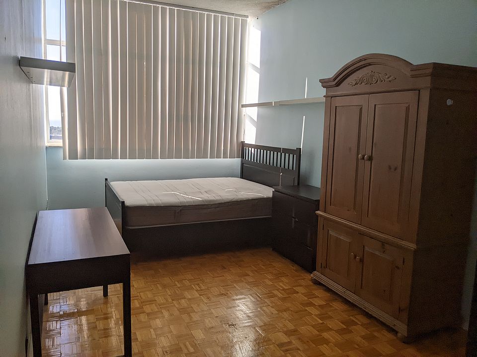 1st image of 1297 Marlborough Ct #1907