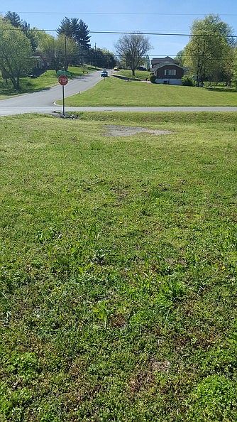 2nd image of 533 Mooresville Pike