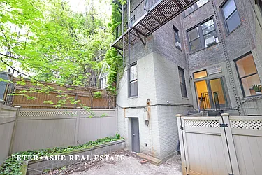 Rented by Peter Ashe