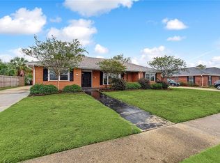 7332 Morrison Rd, New Orleans, LA 70126