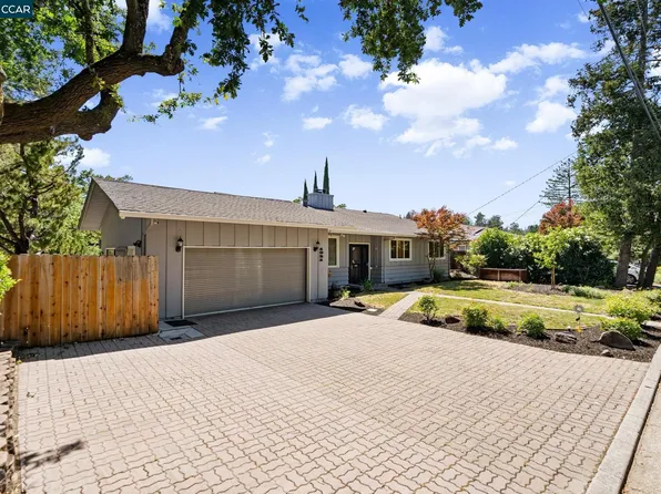 1021 Windsor Dr, Lafayette, CA 94549