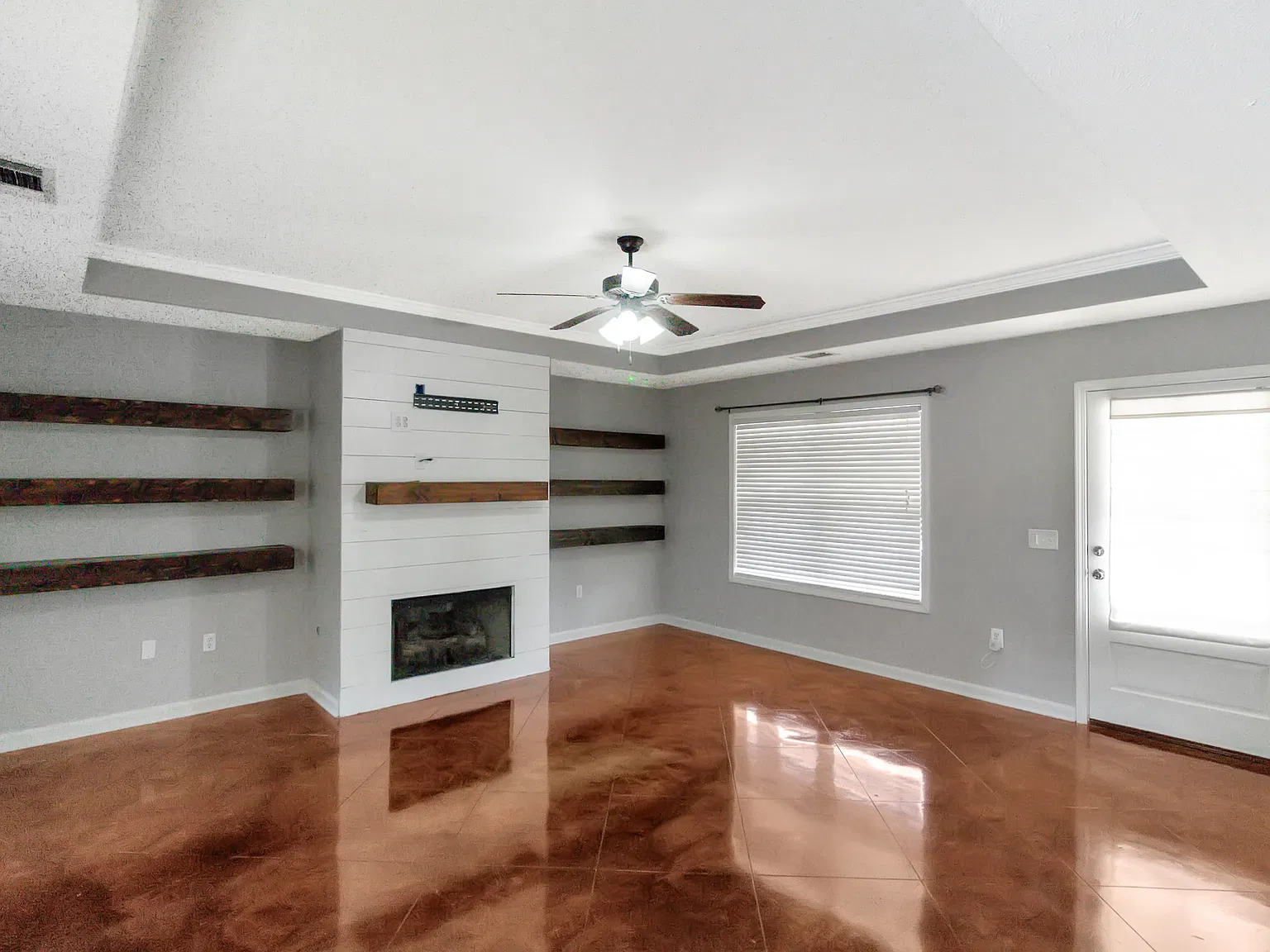 163 Blackstone Circle — Photo 3