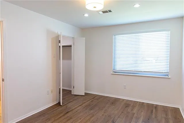 1712 Abadie Ave — Photo 7