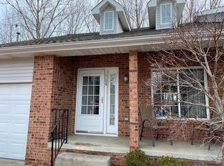 1106 Eastoak St, Fenton, MI
