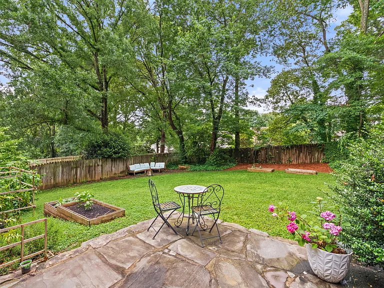 2786 Birchwood Dr — Photo 44