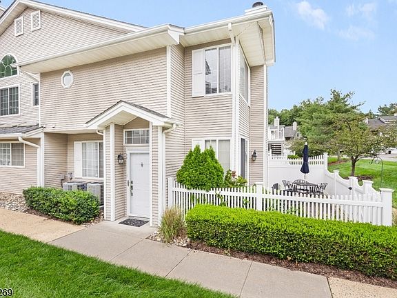 2nd image of 11 Ashley Court