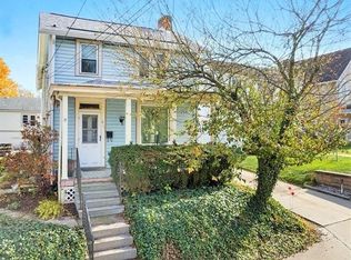 617 Maple St, Coraopolis, PA 15108