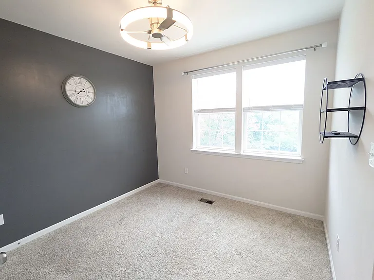 5143 Constitution St — Photo 42