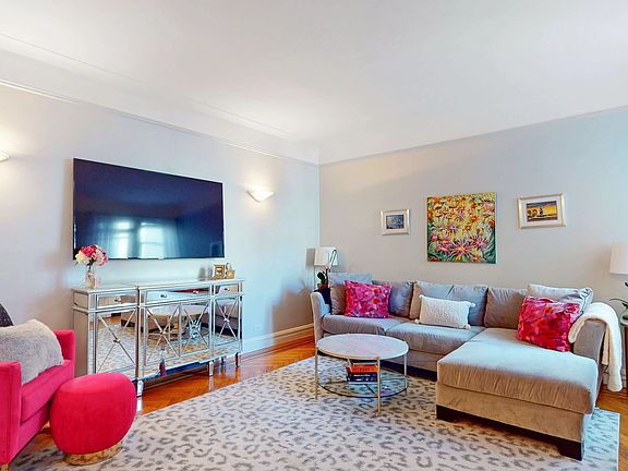 3rd image of 680 W 204th St APT 5A