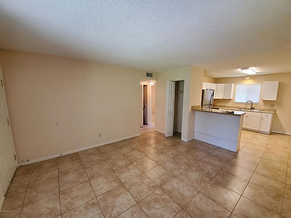 5th image of 2603 Quad Ct APT 1
