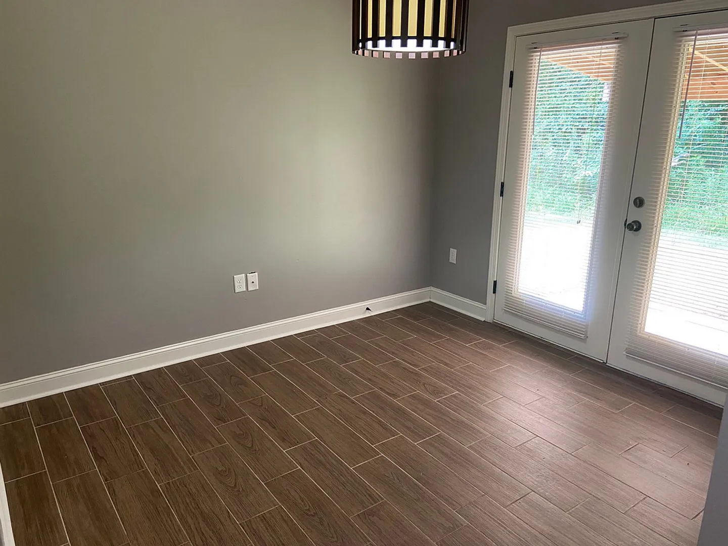 3 BR/2.5 BA — Photo 3