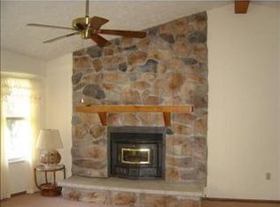 253 Adams Ct, Apollo, PA 15613