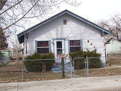 1st image of 216 2nd Ave N