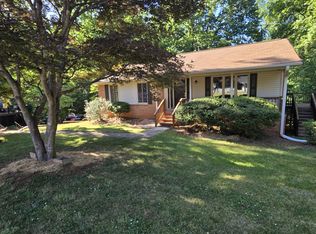 3816 Farrhill Rd, Charlotte, NC 28214