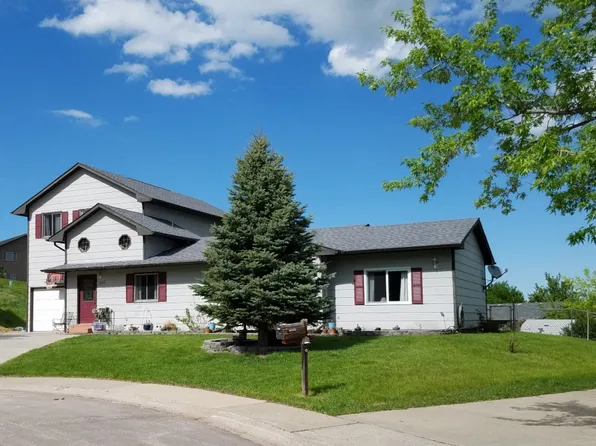 1517 Whitetail Ct, Sturgis, SD 57785