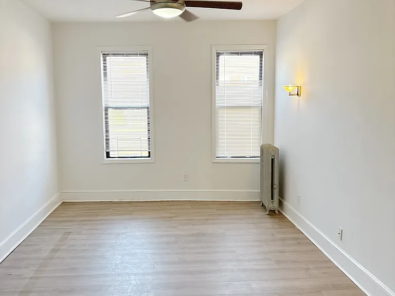 214 Hillside Ave — Photo 4