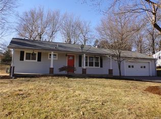 224 Hillsdale Dr, Ballwin, MO