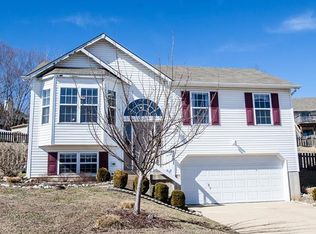 2831 Stonemont Ct, Imperial, MO 63052