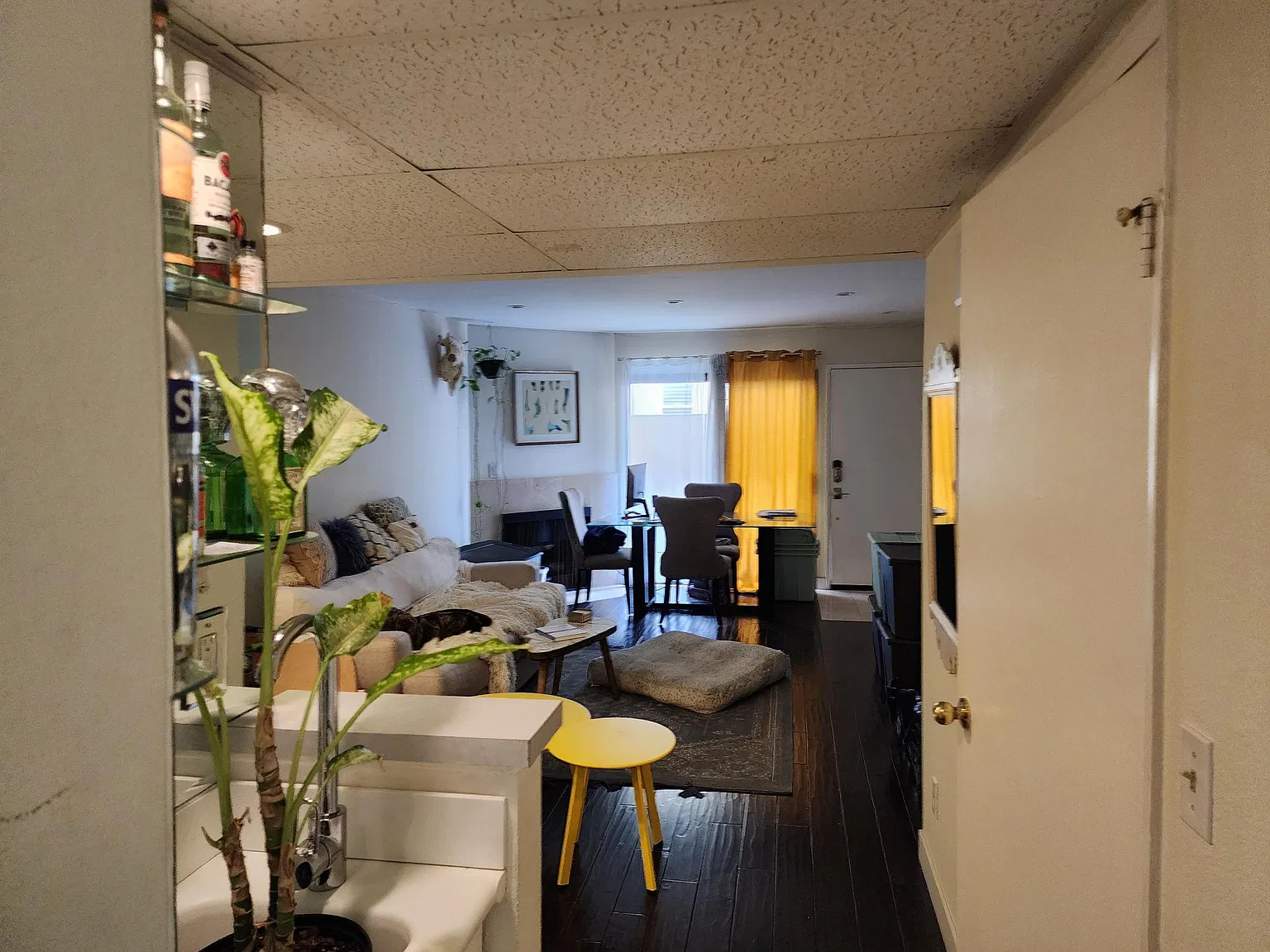 2 bed, 2.5 bath, 1000 sqft, $3,850 — Photo 2