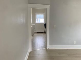 559 Branch Ave FLOOR 3, Providence, RI 02904