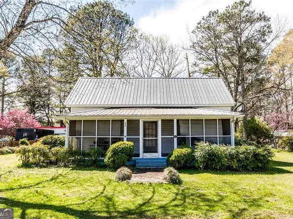 306 S Main St, Adairsville, GA 30103