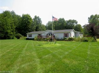 9644 Silica Sand Rd, Garrettsville, OH 44231