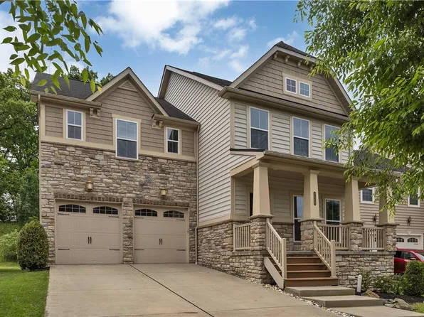 220 Boardwalk Dr, Cranberry Township, PA 16066
