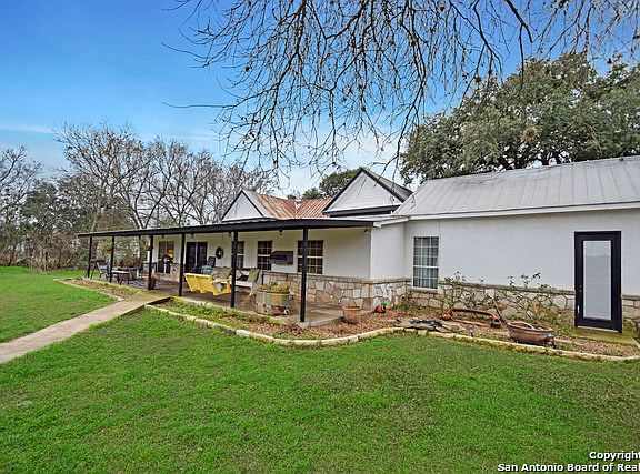 4th image of 304 Idlewilde Blvd
