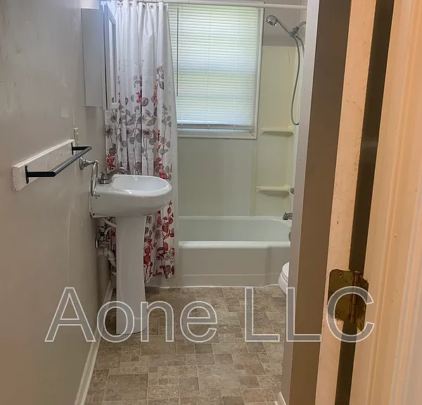 2618 SW Clay St — Photo 6