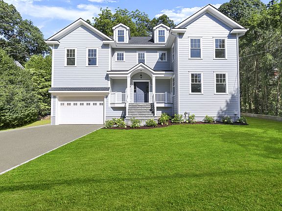 Brand New Home with Beach and Water Access!