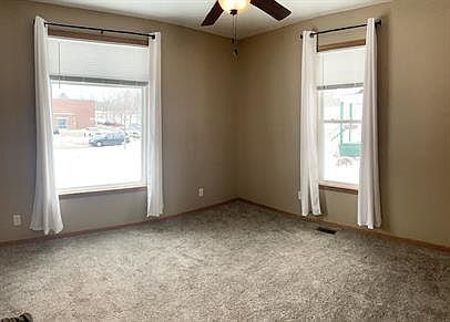 3rd image of 510 Centre St