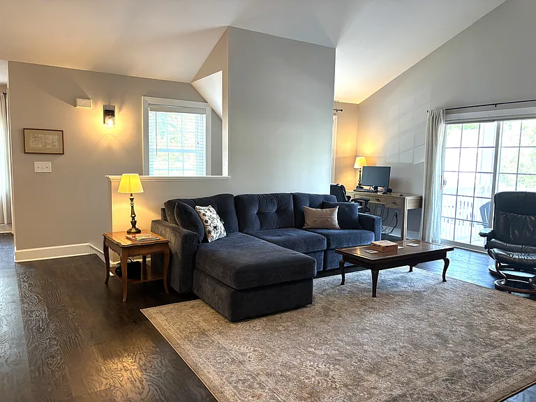 14 Ellis Ave #8 — Photo 4