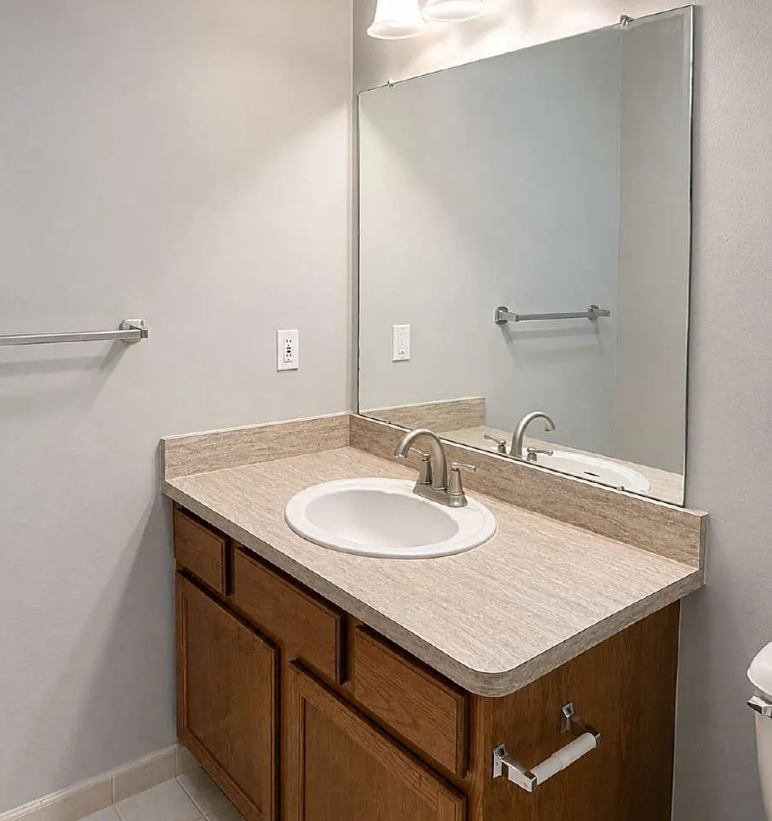 2 bed, 1.5 bath, 1012 sqft, $1,750 — Photo 4