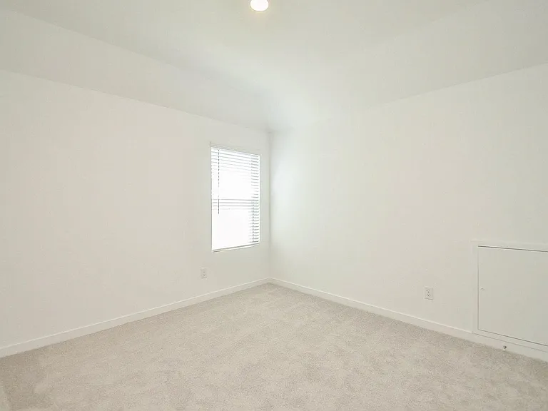 2708 Pine Bluff Dr — Photo 25