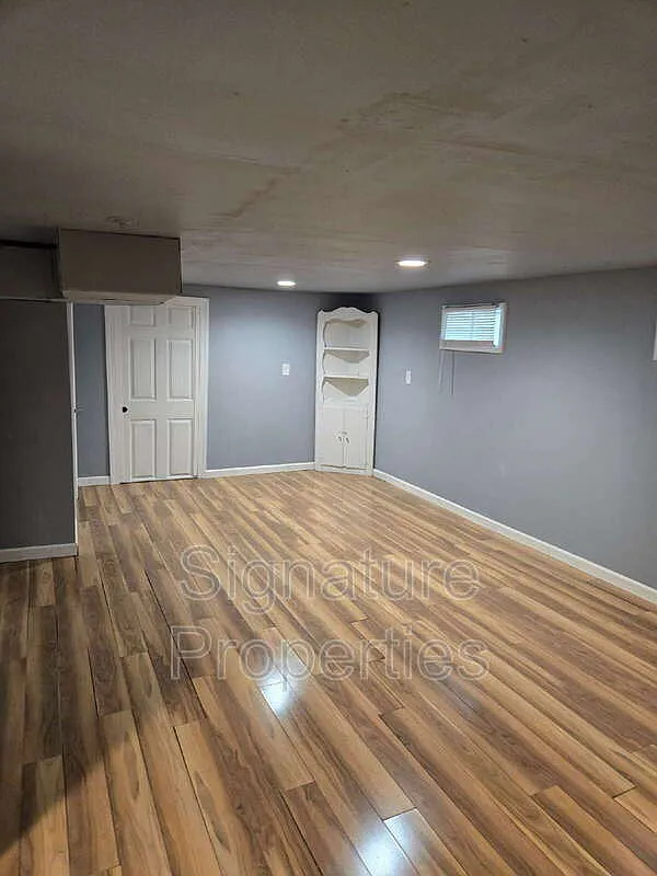 3 bed, 2.0 bath, 1640 sqft, $1,595 — Photo 3