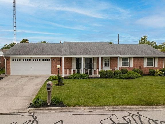 2nd image of 1352 Highland Dr