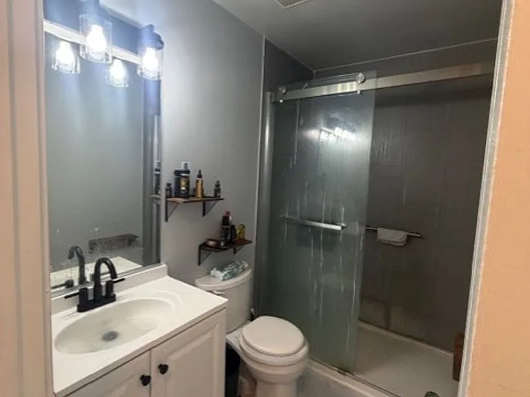 525 Kilby Ave — Photo 18