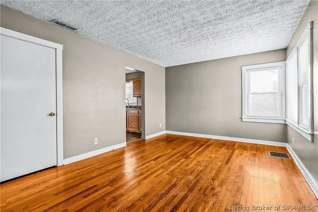 2 bed, 866 sqft, $1,250 — Photo 3