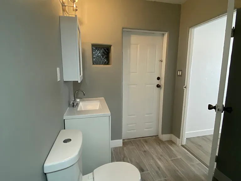 4608 N 11th Pl #0 — Photo 17