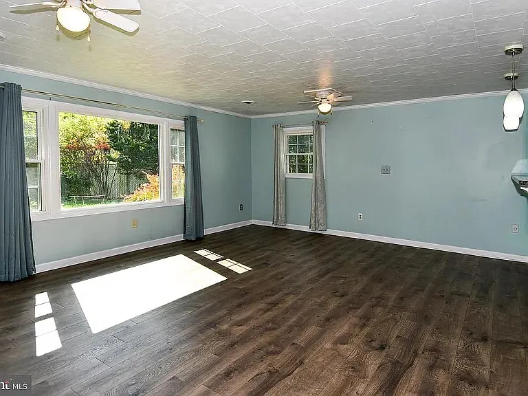 3306 Moreland Pl — Photo 8