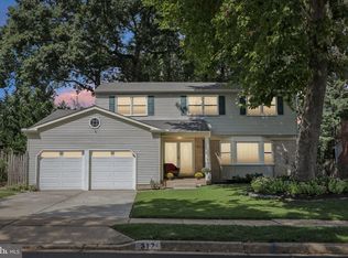 317 Saint David Dr, Mount Laurel, NJ 08054