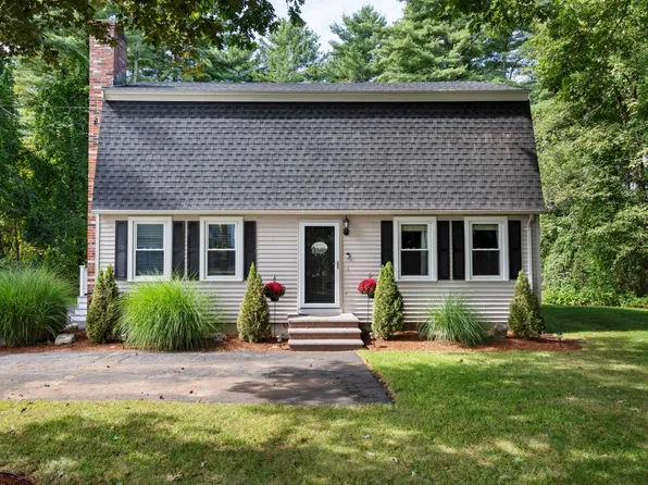 44 Pilgrim Drive, Litchfield, NH 03052