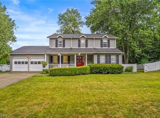 4530 Pine Ridge Dr, Stow, OH 44224